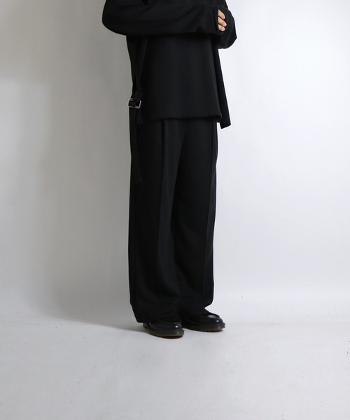 Confirm（コンファーム）の「センターピンタック イージーワイドスウェットパンツ 【Confirm】（スウェットパンツ・メンズ・ブラック/グリーン/ワイン・M/L）」の4枚目の写真