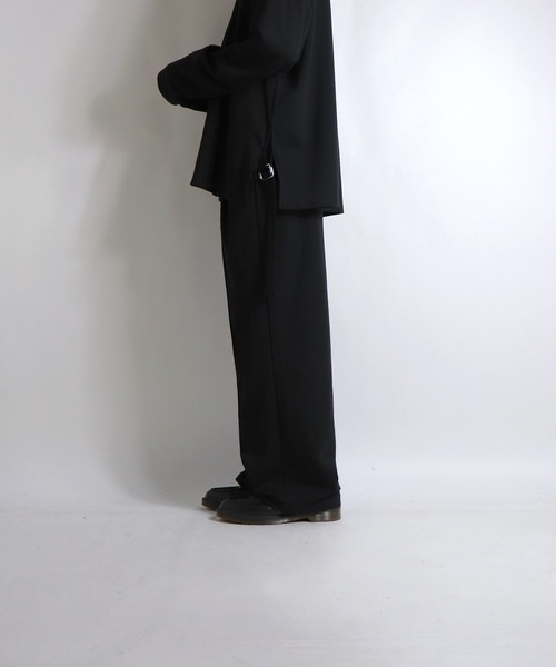 Confirm（コンファーム）の「センターピンタック イージーワイドスウェットパンツ 【Confirm】（スウェットパンツ・メンズ・ブラック/グリーン/ワイン・M/L）」の11枚目の写真