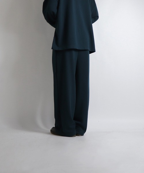 Confirm（コンファーム）の「センターピンタック イージーワイドスウェットパンツ 【Confirm】（スウェットパンツ・メンズ・ブラック/グリーン/ワイン・M/L）」の8枚目の写真