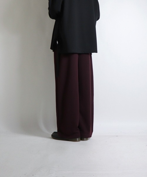 Confirm（コンファーム）の「センターピンタック イージーワイドスウェットパンツ 【Confirm】（スウェットパンツ・メンズ・ブラック/グリーン/ワイン・M/L）」の6枚目の写真