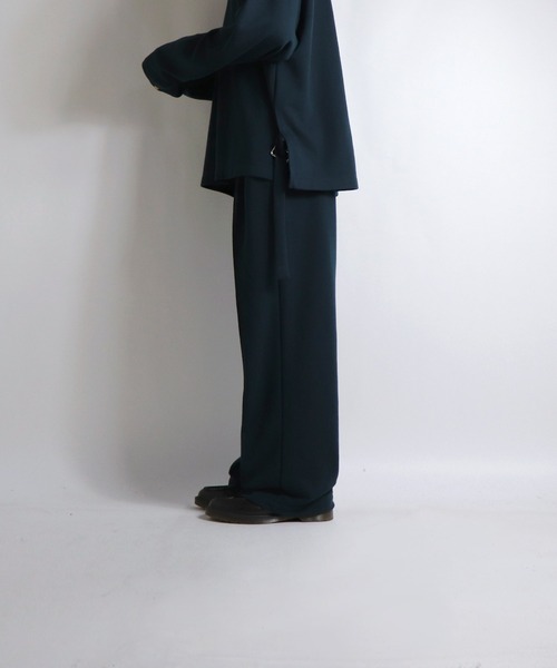 Confirm（コンファーム）の「センターピンタック イージーワイドスウェットパンツ 【Confirm】（スウェットパンツ・メンズ・ブラック/グリーン/ワイン・M/L）」の5枚目の写真