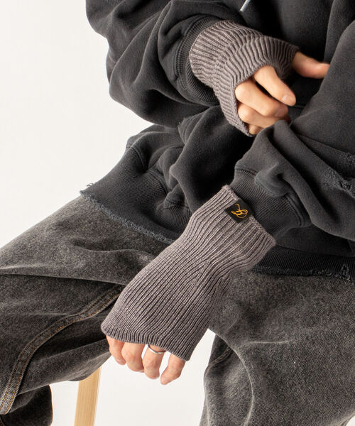 GLOSTER（グロスター）の「【GLOSTER/グロスター】JAPAN MADE アームカバー フィンガーレスグローブ（手袋・メンズ・ブラック/グレー/ベージュ/オリーブ/ワイン・FREE）」の3枚目の写真