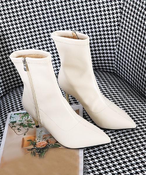 Futier land（フューティアランド）の「アウトサイドZIPショートブーツ（ブーツ・レディース・アイボリー/ブラック/ブラウン・36/37/38/39/40）」の2枚目の写真