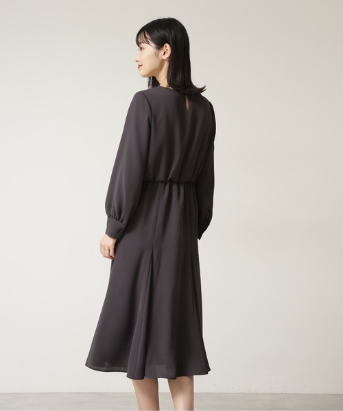 NATURAL BEAUTY BASIC(ナチュラルビューティーベーシック)の「ゴアードフレアワンピース(ワンピース・レディース・チャコールグレー/ベージュ/ピンク・SMALL/MEDIUM)」の19枚目の写真