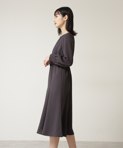 NATURAL BEAUTY BASIC(ナチュラルビューティーベーシック)の「ゴアードフレアワンピース(ワンピース・レディース・チャコールグレー/ベージュ/ピンク・SMALL/MEDIUM)」の10枚目の写真