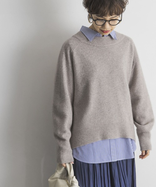 URBAN RESEARCH(アーバンリサーチ)の「FLUFFYモックネックニット(ニット/セーター・レディース・イエロー/ライトベージュ/ライトグレー/ブラック/ベージュ系その他・FREE)」の9枚目の写真