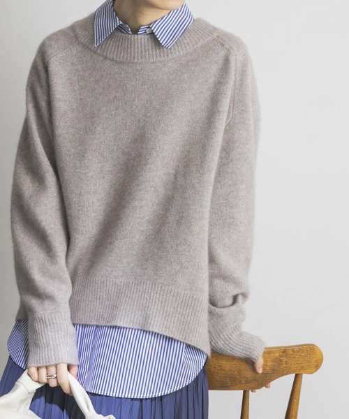 URBAN RESEARCH(アーバンリサーチ)の「FLUFFYモックネックニット(ニット/セーター・レディース・イエロー/ライトベージュ/ライトグレー/ブラック/ベージュ系その他・FREE)」の17枚目の写真