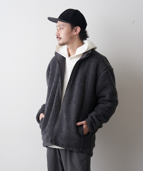 CIAOPANIC TYPY（チャオパニックティピー）の「【Fine 2月号掲載】【OSORO】ボア スタンドブルゾン（ブルゾン・メンズ・チャコールグレー/アイボリー/キャメル・M/L）」の4枚目の写真