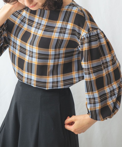 NARACAMICIE(ナラカミーチェ)の「ツイルチェックドロップパフスリーブブラウス(シャツ/ブラウス・レディース・ベージュ/ブルー・LARGE/SMALL/MEDIUM/XX-LARGE)」の11枚目の写真