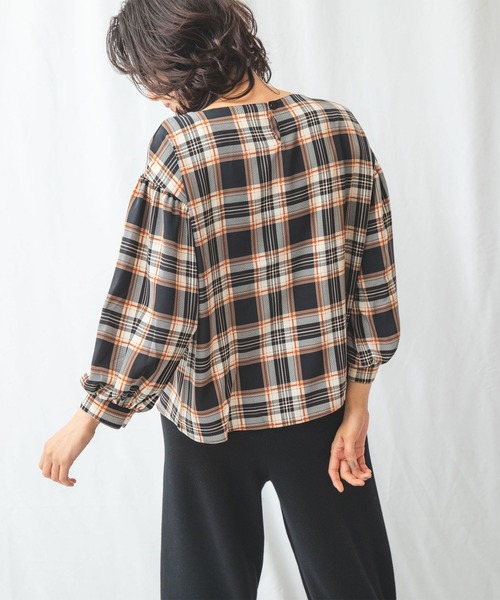 NARACAMICIE(ナラカミーチェ)の「ツイルチェックドロップパフスリーブブラウス(シャツ/ブラウス・レディース・ベージュ/ブルー・LARGE/SMALL/MEDIUM/XX-LARGE)」の17枚目の写真