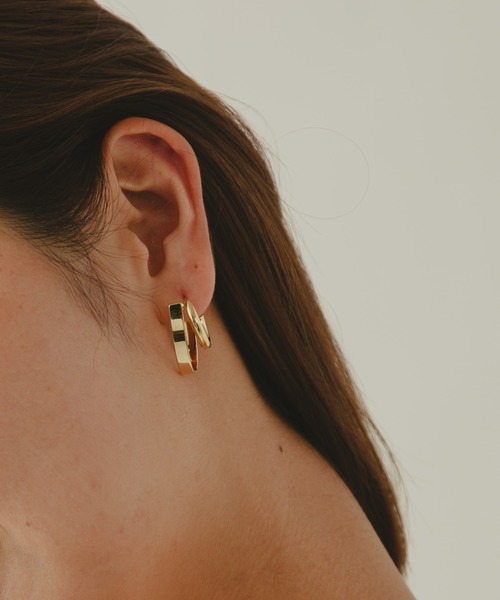 COLOR TOKYO ACCESSORIES（カラートウキョウアクセサリー）の「レイヤード風２連ピアス（ピアス（両耳用）・レディース・シルバー/ゴールド・FREE）」の6枚目の写真