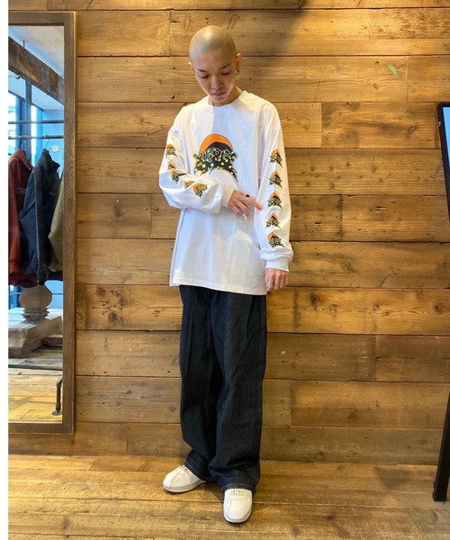 XLARGE(エクストララージ)の「EVENING L/S TEE(Tシャツ/カットソー・メンズ・イエロー/ブラック/ホワイト・S/L/M/XL)」の20枚目の写真