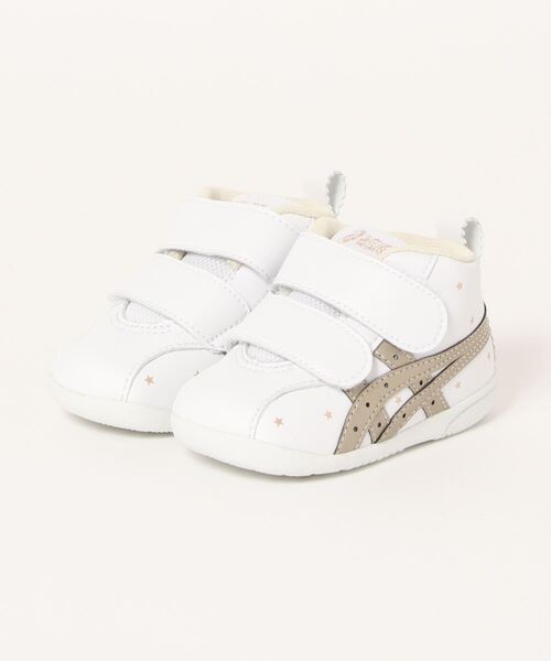 SUKUSUKU(スクスク)の「ASICS KIDS(アシックス キッズ) アミュレ ファーストシューズ SL(スニーカー・キッズ・ホワイト×ゴールド・12.5cm/13.5cm/11.5cm/13.0cm/12.0cm)」の4枚目の写真