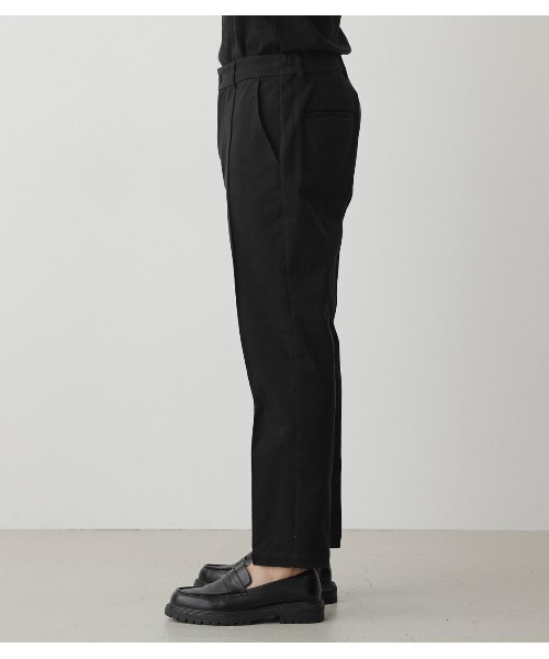 AZUL by moussy（アズールバイマウジー）の「CIRCLE MOVE CENTER PRESS PANTS/サークルムーブセンタープレスパンツ（その他パンツ・メンズ・ベージュ/ブラック・SMALL/LARGE/MEDIUM）」の6枚目の写真