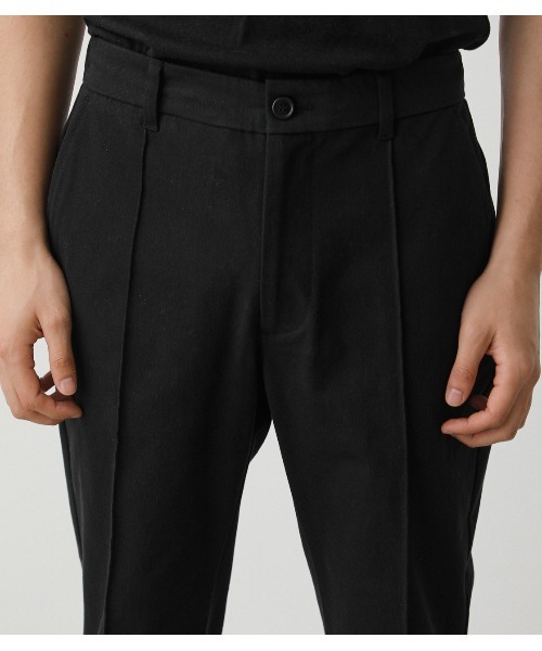 AZUL by moussy（アズールバイマウジー）の「CIRCLE MOVE CENTER PRESS PANTS/サークルムーブセンタープレスパンツ（その他パンツ・メンズ・ベージュ/ブラック・SMALL/LARGE/MEDIUM）」の8枚目の写真