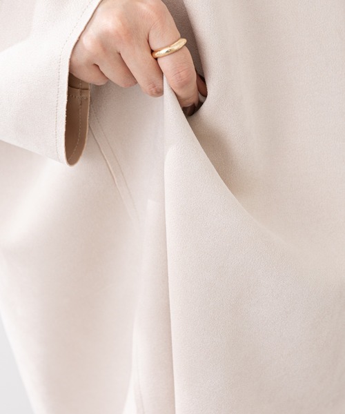 DISCOAT（ディスコート）の「フェイクスエードノーカラーコート（ノーカラーコート・レディース・アイボリー/グレー・FREE）」の13枚目の写真