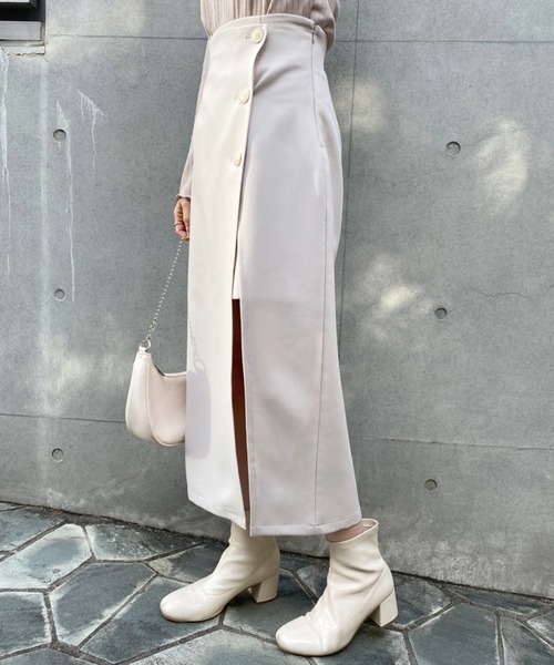 one after another NICE CLAUP（ワンアフターアナザーナイスクラップ）の「サイドボタンスリットスカート（スカート・レディース・アイボリー/ブラック/杢グレー/ベージュ・FREE）」の16枚目の写真