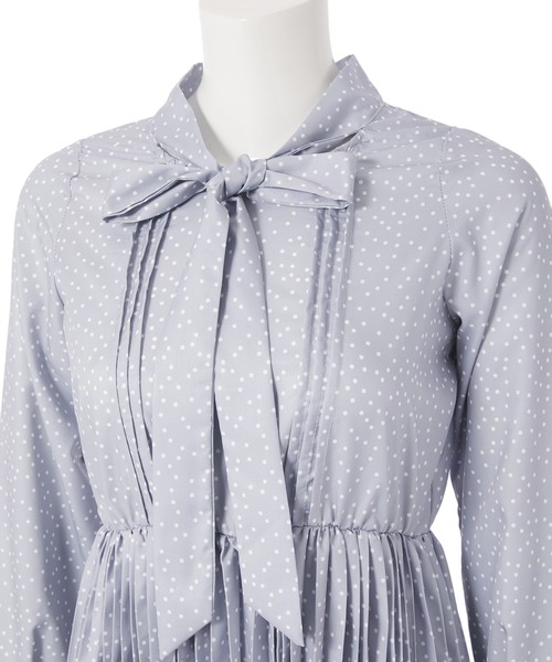 fifth（フィフス）の「ボウタイドットプリーツワンピース（ワンピース・レディース・ライトグレー/ブラック・M）」の17枚目の写真