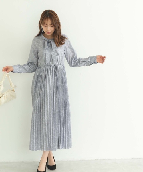 fifth（フィフス）の「ボウタイドットプリーツワンピース（ワンピース・レディース・ライトグレー/ブラック・M）」の7枚目の写真