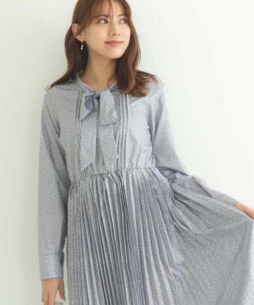 fifth（フィフス）の「ボウタイドットプリーツワンピース（ワンピース・レディース・ライトグレー/ブラック・M）」の9枚目の写真