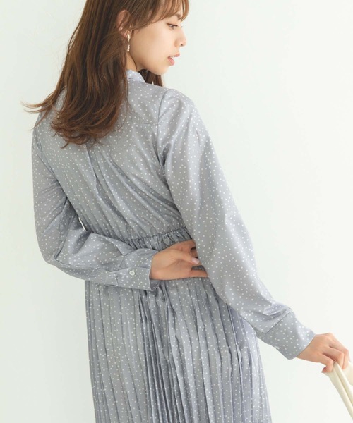 fifth（フィフス）の「ボウタイドットプリーツワンピース（ワンピース・レディース・ライトグレー/ブラック・M）」の12枚目の写真