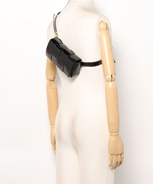 【OKUOKU　0909】エナメル加工　スクエアブロックショルダーバッグ/oku-ba-283