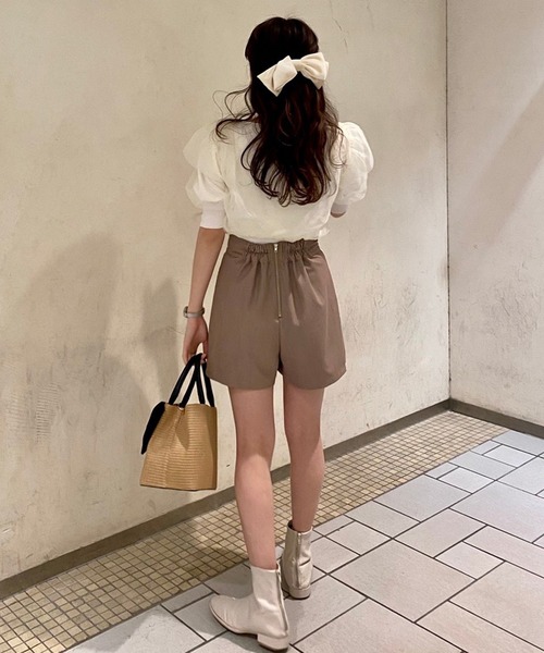 one after another NICE CLAUP(ワンアフターアナザーナイスクラップ)の「チュールドッキング半袖トップス(ニット/セーター・レディース・オフホワイト/ミント/モカ・FREE)」の13枚目の写真