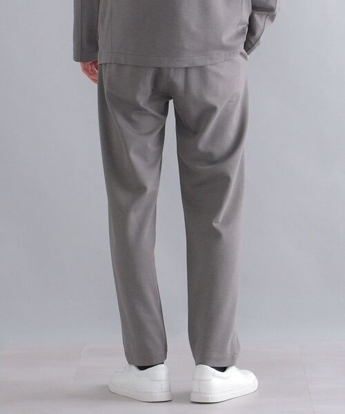 SHIPS(シップス)の「*SHIPS: ストレッチ ジャージー セットアップ (ジャケット+イージーパンツ)(セットアップ・メンズ・ブラック/グレー/ネイビー・SMALL/MEDIUM/LARGE/X-LARGE)」の18枚目の写真