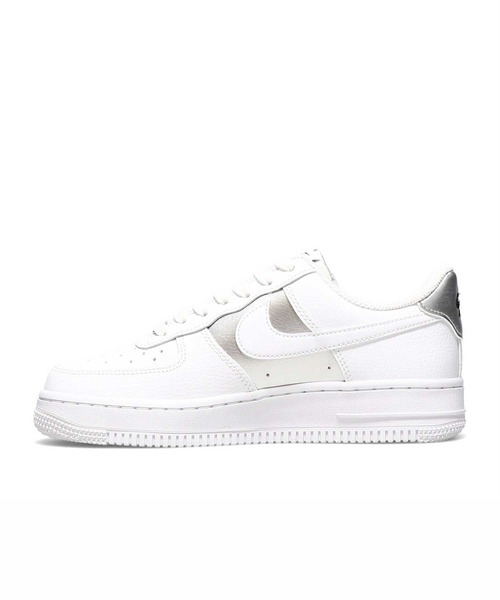 NIKE（ナイキ）の「NIKE WOMENS AIR FORCE 1 '07 / ナイキ ウィメンズ エア フォース  【SP】（スニーカー・レディース・ホワイト・23.5cm/24.5cm/26.5cm/27.5cm/28.5cm/24.0cm/25.0cm/27.0cm/28.0cm/29.0cm/23.0cm）」の5枚目の写真