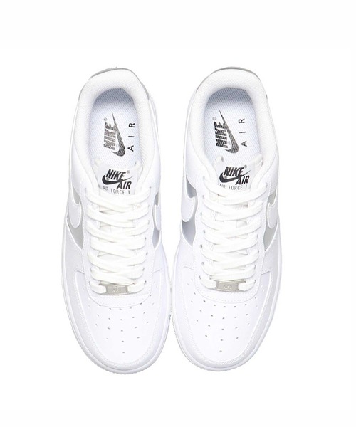 NIKE（ナイキ）の「NIKE WOMENS AIR FORCE 1 '07 / ナイキ ウィメンズ エア フォース  【SP】（スニーカー・レディース・ホワイト・23.5cm/24.5cm/26.5cm/27.5cm/28.5cm/24.0cm/25.0cm/27.0cm/28.0cm/29.0cm/23.0cm）」の6枚目の写真