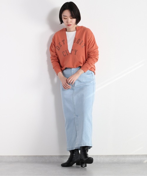 cepo（セポ）の「【WEB限定】スリットネックロゴスウェット（スウェット・レディース・ベージュ/オフホワイト/オレンジ/ブルー系・M）」の7枚目の写真