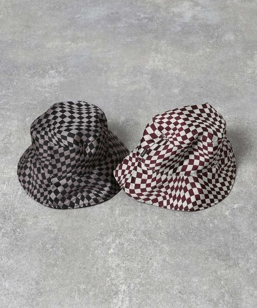 JEANASIS（ジーナシス）の「リバーシブルフラッグチェックバケハ/266903（ハット・レディース・ブラック系その他/レッド系その他・FREE）」の11枚目の写真