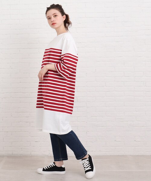 SHOO・LA・RUE(シューラルー)の「◆切り替えパネルボーダー柄ワンピース(ワンピース・レディース・レッド系4/ブラック系2/ブルー系2・02/03/04)」の12枚目の写真