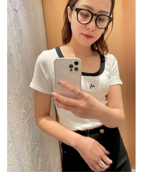 SLY(スライ)の「SLY LOGO COMPACT T/SH ロゴ コンパクト Tシャツ(Tシャツ/カットソー・レディース・ホワイト/オレンジ系その他/グリーン/ブラック系その他2/ピンク系その他・FREE)」の8枚目の写真