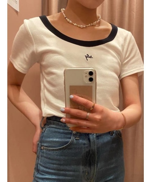 SLY(スライ)の「SLY LOGO COMPACT T/SH ロゴ コンパクト Tシャツ(Tシャツ/カットソー・レディース・ホワイト/オレンジ系その他/グリーン/ブラック系その他2/ピンク系その他・FREE)」の9枚目の写真