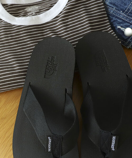 Ray BEAMS（レイビームス）の「THE NORTH FACE / フラッフィ フリップ フロップ レペンテ（サンダル・レディース・ブラック/オリーブ・6/7/5）」の8枚目の写真