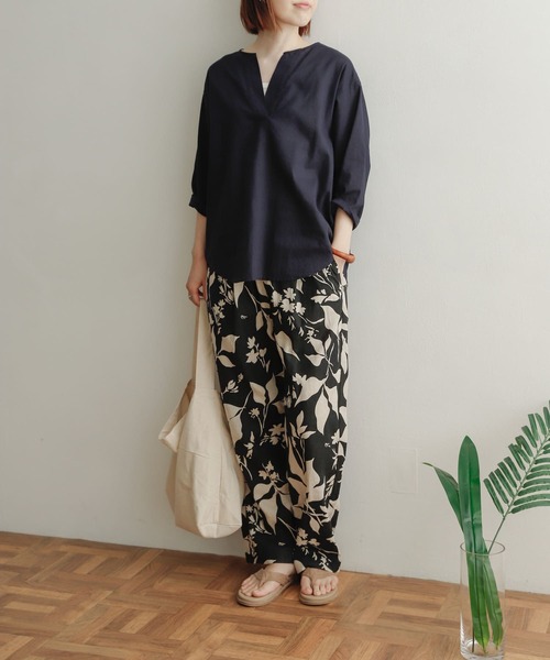 URBAN RESEARCH DOORS（アーバンリサーチドアーズ）の「リネンコットンスキッパーシャツ（シャツ/ブラウス・レディース・ネイビー/オフホワイト/ブルー・MEDIUM）」の21枚目の写真