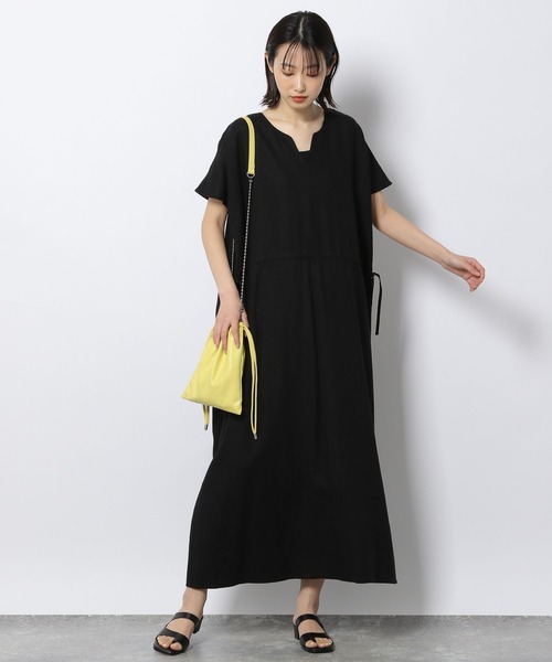 LAKOLE(ラコレ)の「リネンMIXサイドリボンワンピース / 285139(ワンピース・レディース・ブラック/ベージュ/ブラウン・SMALL/MEDIUM)」の9枚目の写真