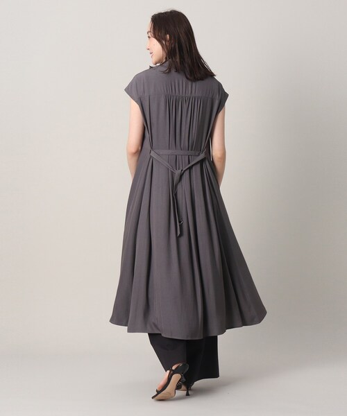 UNTITLED（アンタイトル）の「◆バンドカラー2WAYワンピース＜洗える＞（ワンピース・レディース・チャコールグレー/ブルー/ブラック/サックスブルー/カーキ・48/04/02/44/00）」の18枚目の写真