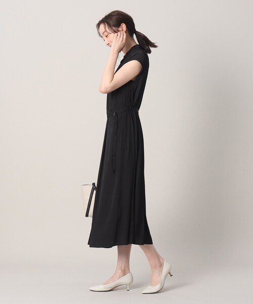 UNTITLED（アンタイトル）の「◆バンドカラー2WAYワンピース＜洗える＞（ワンピース・レディース・チャコールグレー/ブルー/ブラック/サックスブルー/カーキ・48/04/02/44/00）」の22枚目の写真