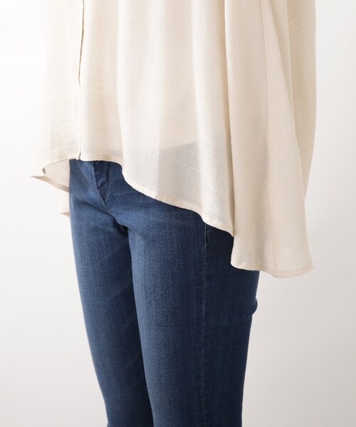 DRESKIP（ドレスキップ）の「◆バンドカラー裾フレアーブラウス（シャツ/ブラウス・レディース・オフホワイト/グレー系その他/グリーン/ライトベージュ・02/03/04）」の10枚目の写真