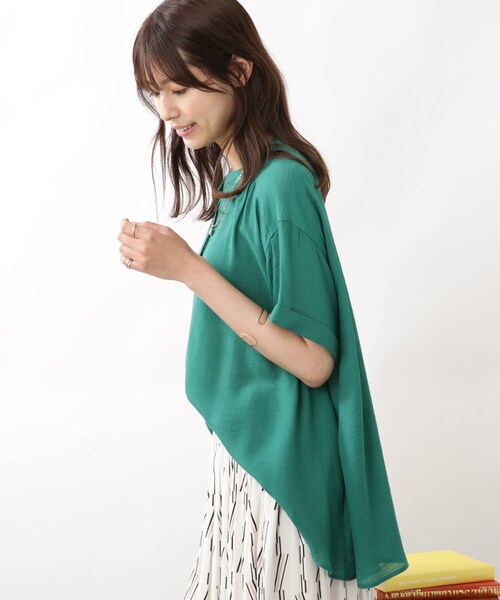 DRESKIP（ドレスキップ）の「◆バンドカラー裾フレアーブラウス（シャツ/ブラウス・レディース・オフホワイト/グレー系その他/グリーン/ライトベージュ・02/03/04）」の21枚目の写真