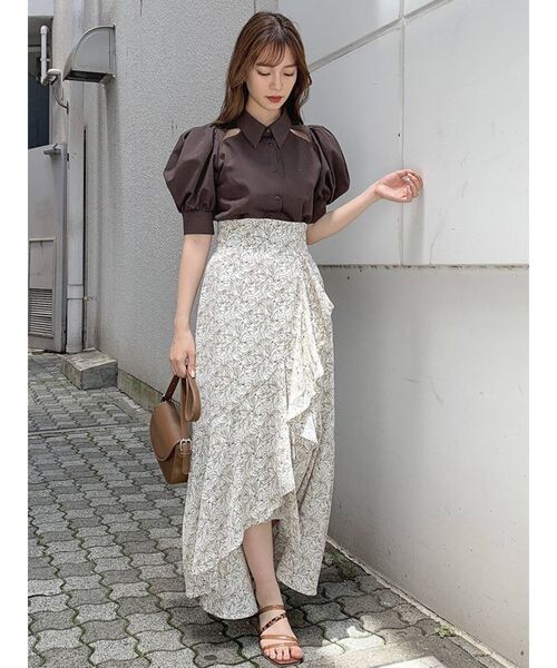 dazzlin（ダズリン）の「カットアウトデザインブラウス（シャツ/ブラウス・レディース・ブラウン/オフホワイト/ベージュ・FREE）」の5枚目の写真