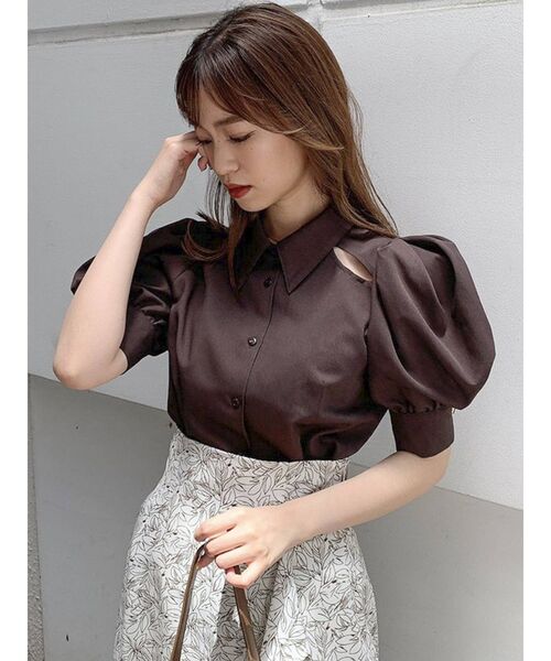 dazzlin（ダズリン）の「カットアウトデザインブラウス（シャツ/ブラウス・レディース・ブラウン/オフホワイト/ベージュ・FREE）」の12枚目の写真