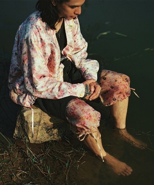 anlio(アンリオ)の「【NANUA】NATURAL UNEVEN DYED SILK SHIRT(シャツ/ブラウス・メンズ・ピンク・LARGE)」の5枚目の写真