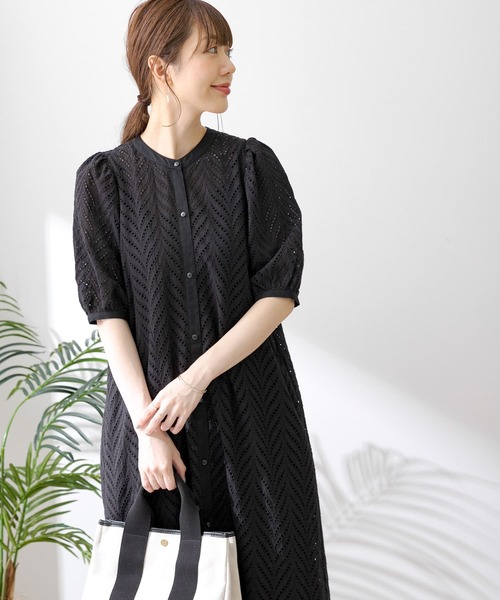 URBAN RESEARCH Sonny Label(アーバンリサーチサニーレーベル)の「コットンレースパフスリーブワンピース(ワンピース・レディース・ブラウン/ブラック/グリーン・FREE)」の13枚目の写真