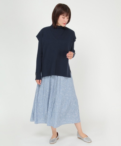 ikka(イッカ)の「カセン消しプリーツスカート(スカート・レディース・オフホワイト/チャコールグレー/スカイブルー/ベージュ・S/M/L)」の6枚目の写真