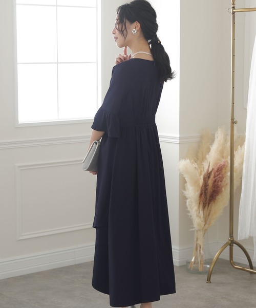 PourVous(プールヴー)の「イレギュラーヘムセレモニー 結婚式 パーティー ドレス オケージョン ミモレ丈&七分袖 フォーマル お呼ばれ 二次会 成人式 (ドレス・レディース・ベージュ/ネイビー/グレイッシュブルー・M/L)」の4枚目の写真