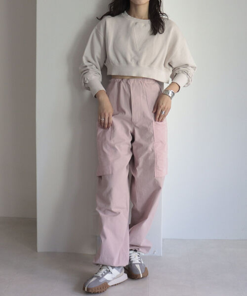 fredy emue（フレディエミュ）の「【ユニセックス】パラシュートパンツ（カーゴパンツ・レディース・オフホワイト/カーキ/ピンク・38）」の21枚目の写真