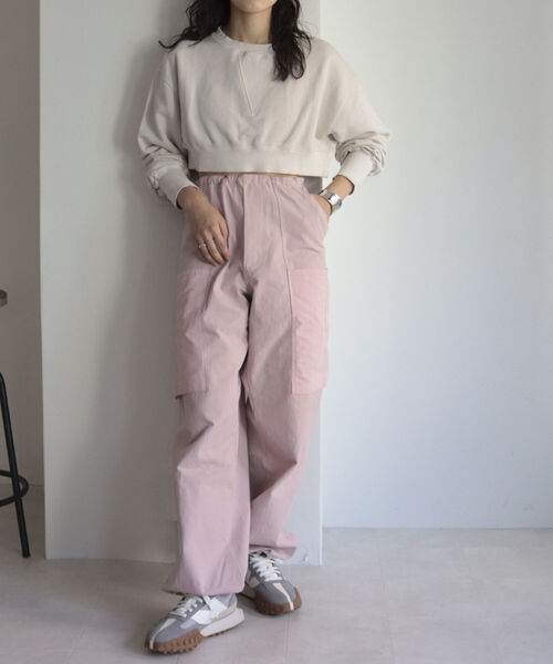 fredy emue（フレディエミュ）の「【ユニセックス】パラシュートパンツ（カーゴパンツ・レディース・オフホワイト/カーキ/ピンク・38）」の22枚目の写真